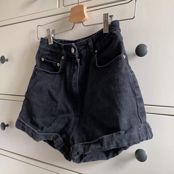 NA-KD High Rise Shorts - Picture 5 of 5